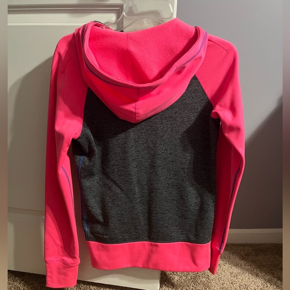 Nike zips up hoodie - Picture 2 of 2